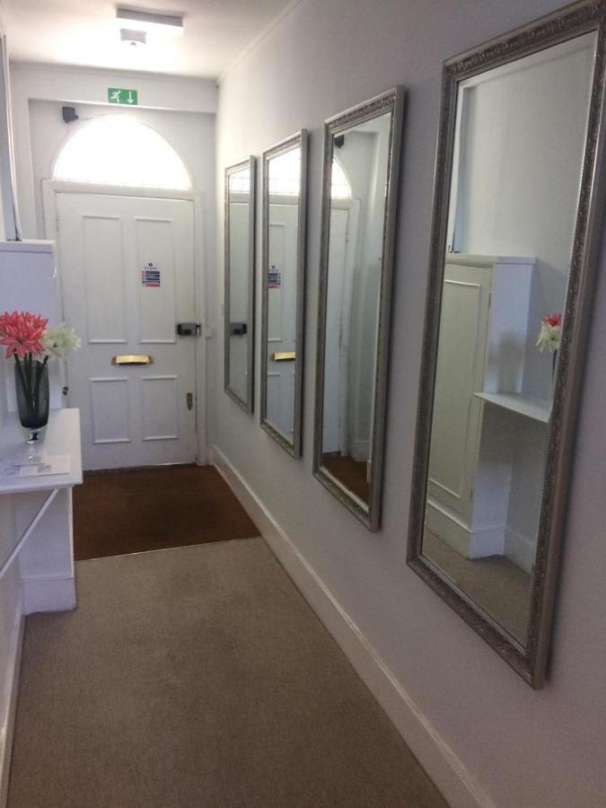 Апартаменты Notting Hill Charm -Sleeps 5 - Urban Retreat Лондон Экстерьер фото