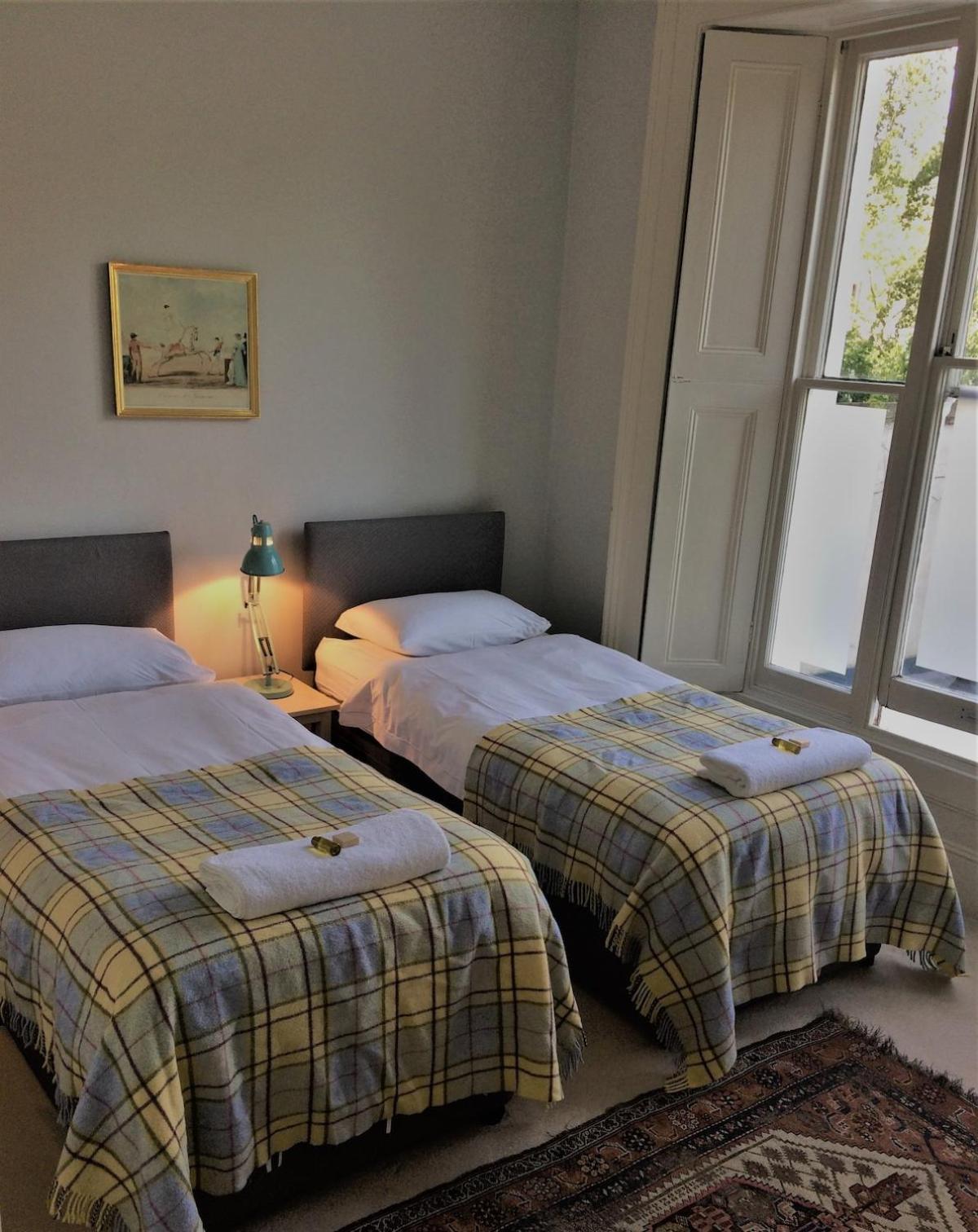 Апартаменты Notting Hill Charm -Sleeps 5 - Urban Retreat Лондон Экстерьер фото