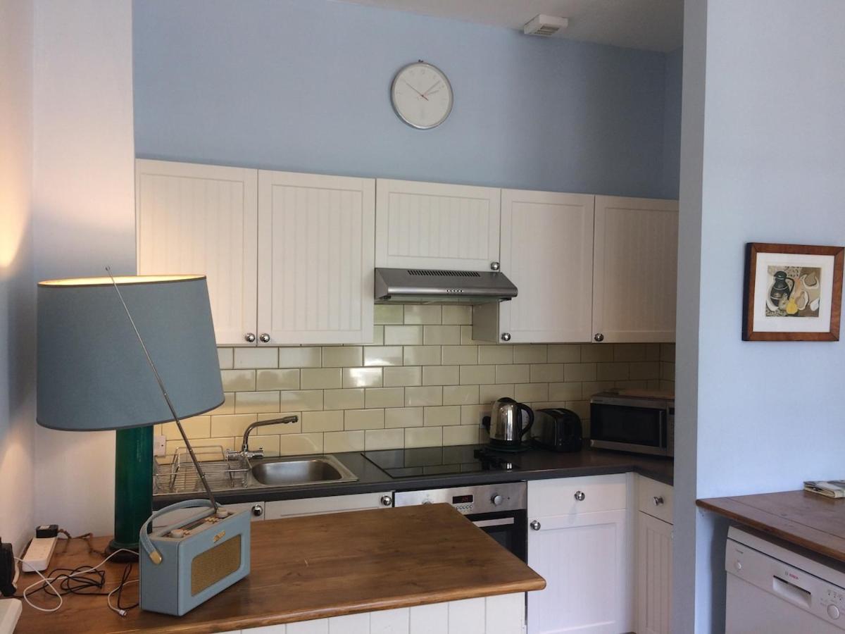 Апартаменты Notting Hill Charm -Sleeps 5 - Urban Retreat Лондон Экстерьер фото